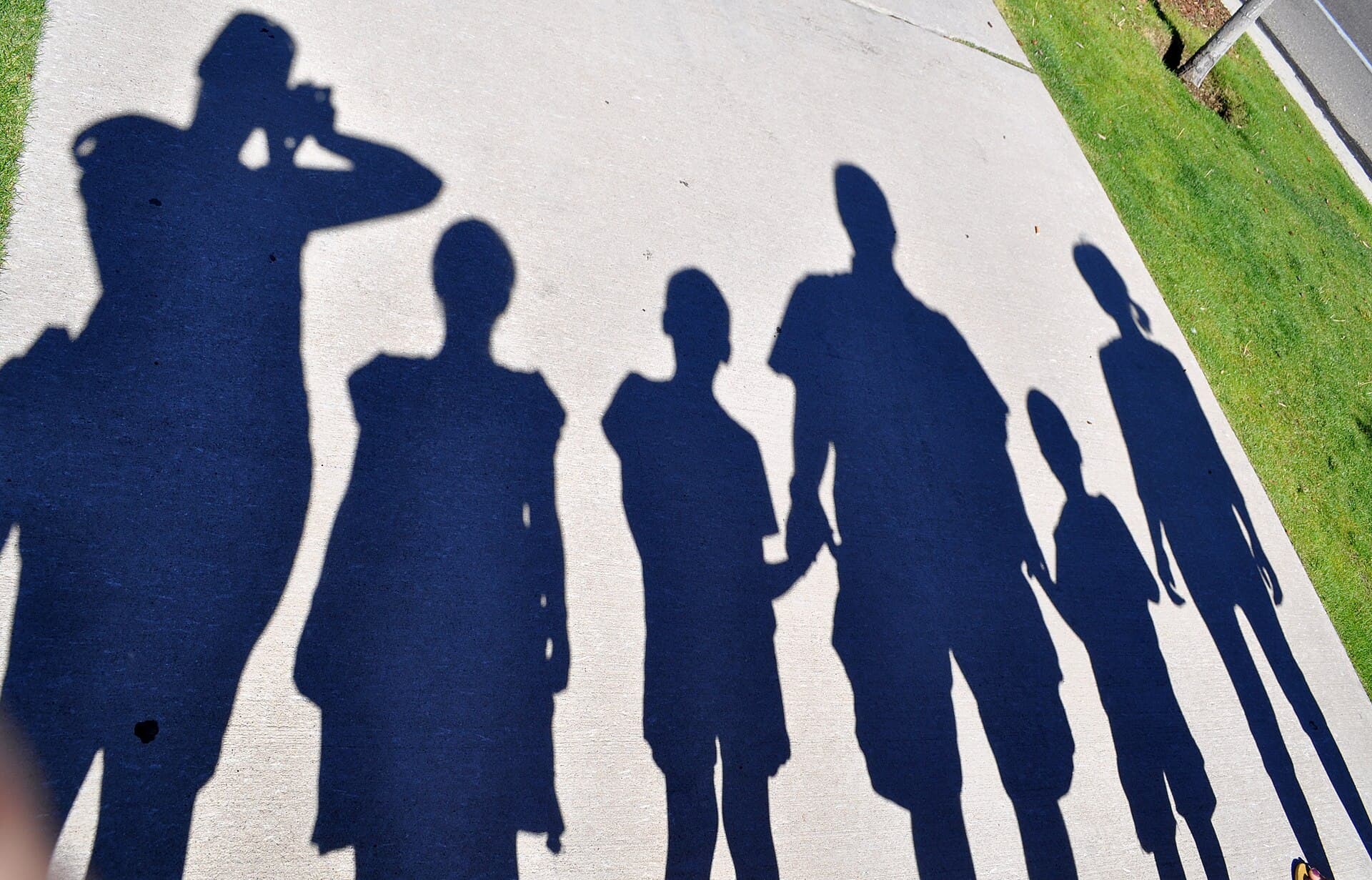 Silhouettes d'une famille — droit international de la famille